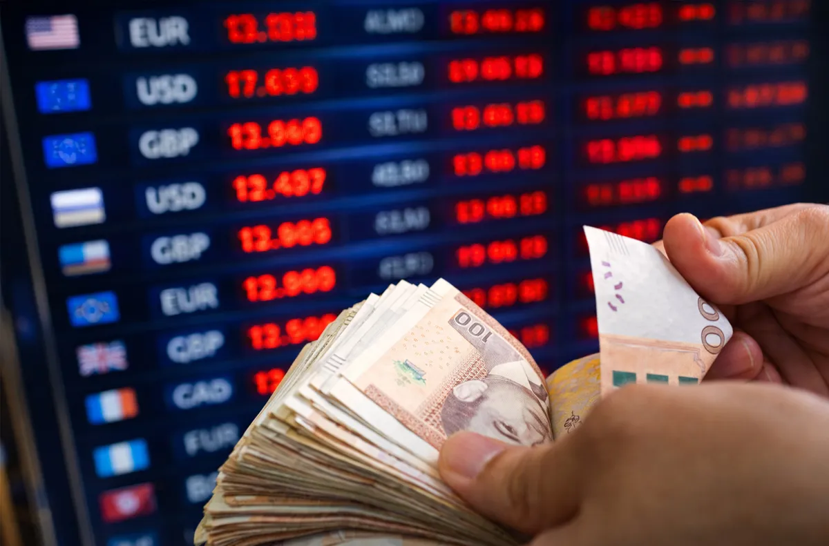 الدرهم المغربي ينخفض بنسبة 0,4 في المائة مقابل الدولار خلال الفترة من 19 إلى 25 فبراير