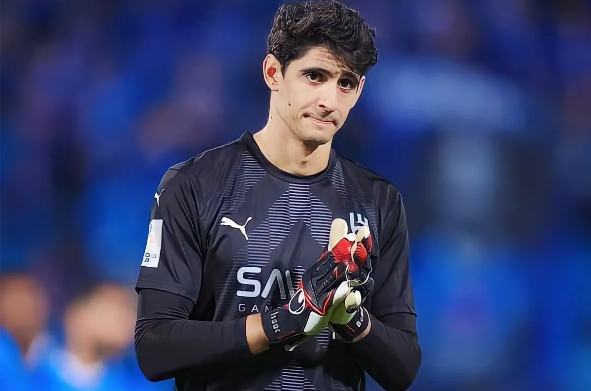 ياسين بونو، ركيزة أساسية في نجاحات المنتخب المغربي (صحيفة إسبانية)