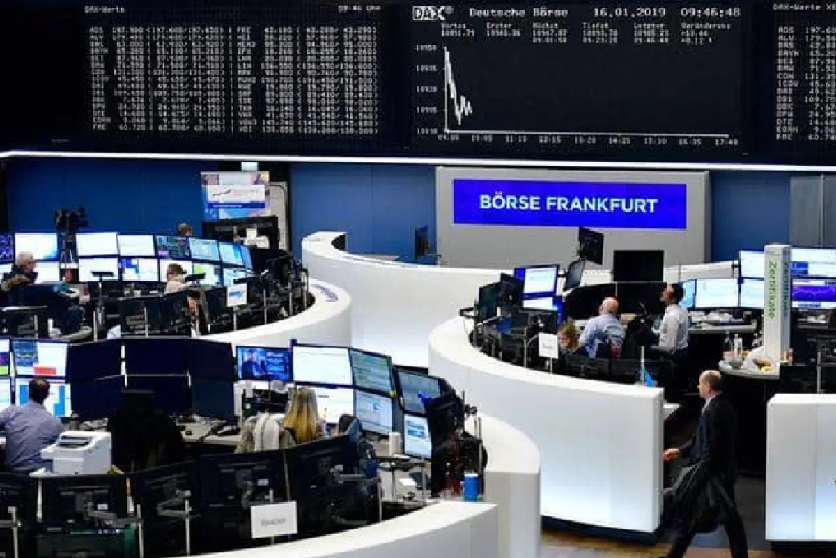 الأسهم الأوروبية تتراجع إلى أدنى مستوياتها في أكثر من شهرين