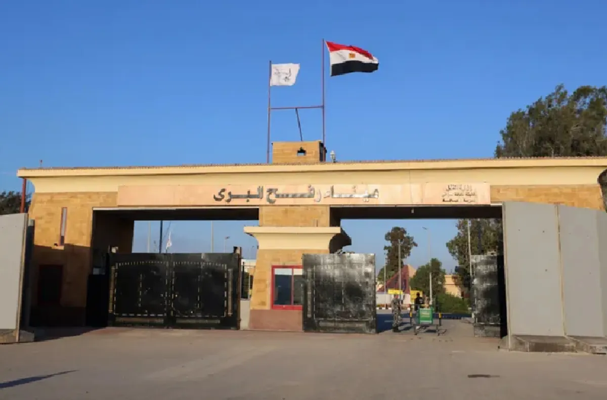 إسرائيل تعيد فتح معبر رفح لمغادرة المرضى والحالات الانسانية وعودة العالقين