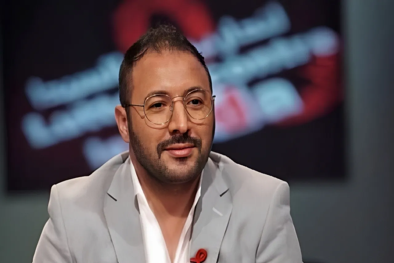 مهرجان مراكش للكوميديا.. ثلاثة أسئلة للفنان الكوميدي المغربي "إيكو"