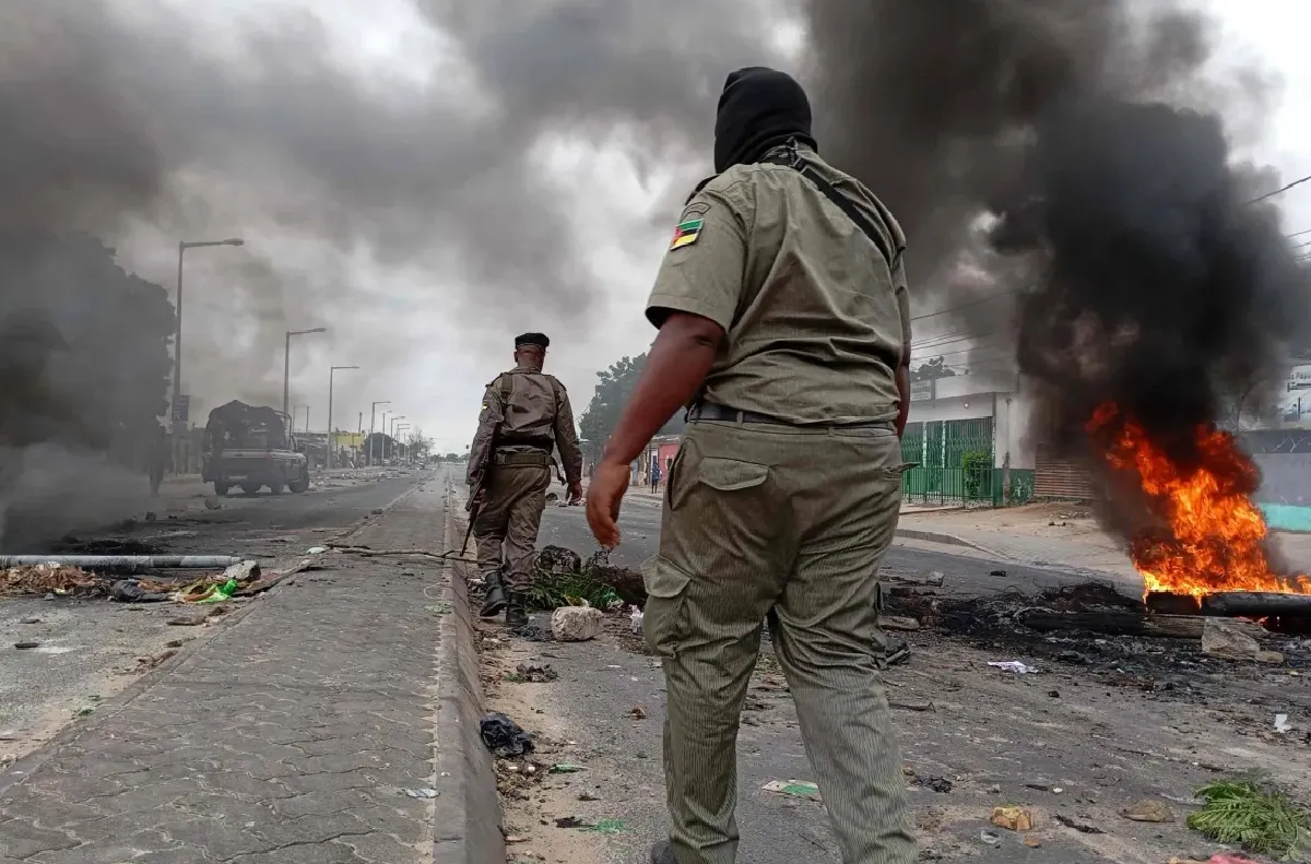 هجوم للمتمردين شمال موزمبيق.. مقتل شخص واختطاف 11 آخرين (شرطة)