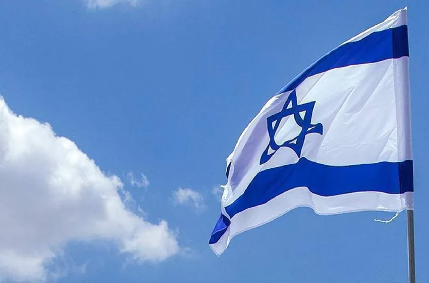 إسرائيل تشن غارات على مركز بتروكيماويات جنوب غرب إيران