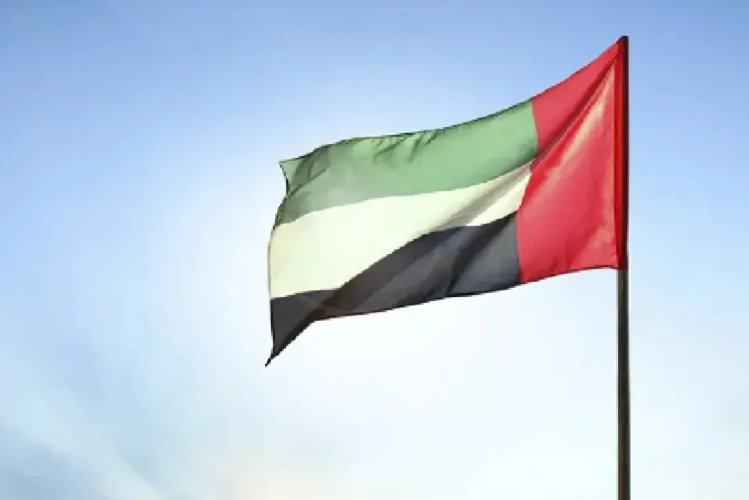 الإمارات.. مؤشرا (سوق أبوظبي) و(سوق دبي) يفتتحان تعاملات الأسبوع على تراجع
