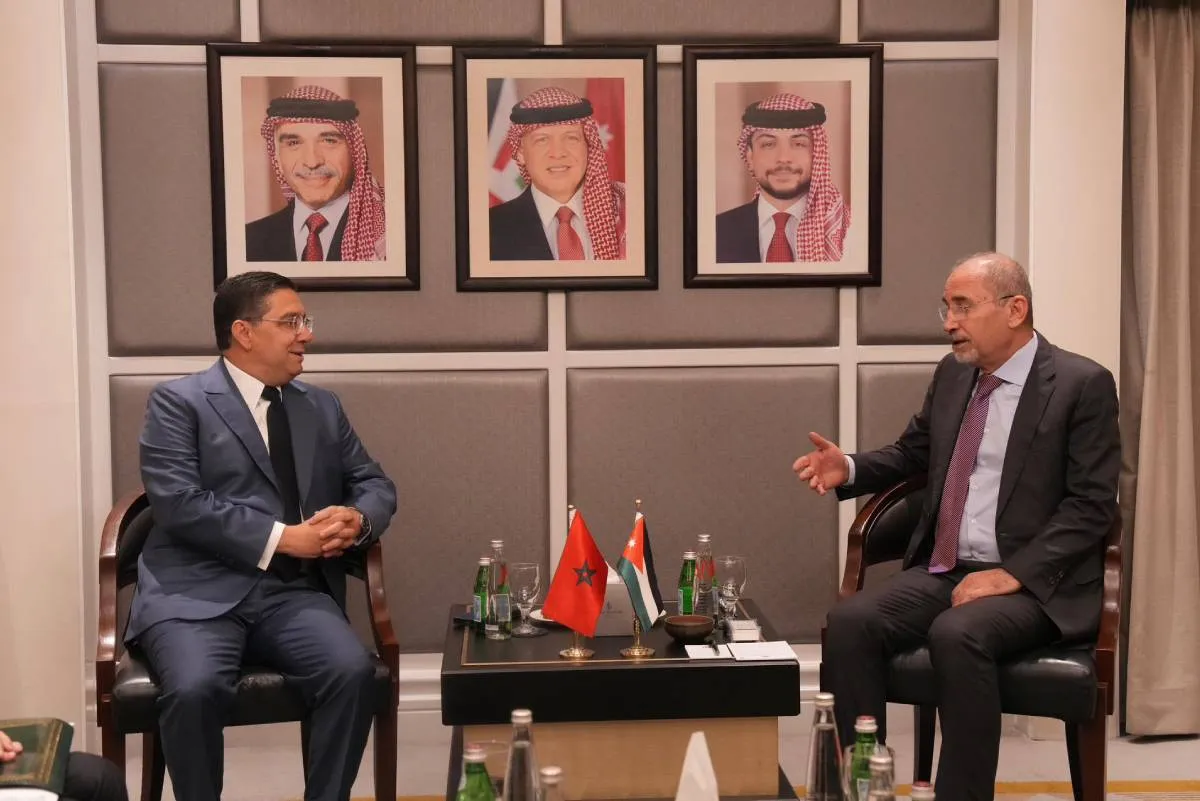 السيد بوريطة يجري مباحثات بعمان مع نظيره الأردني