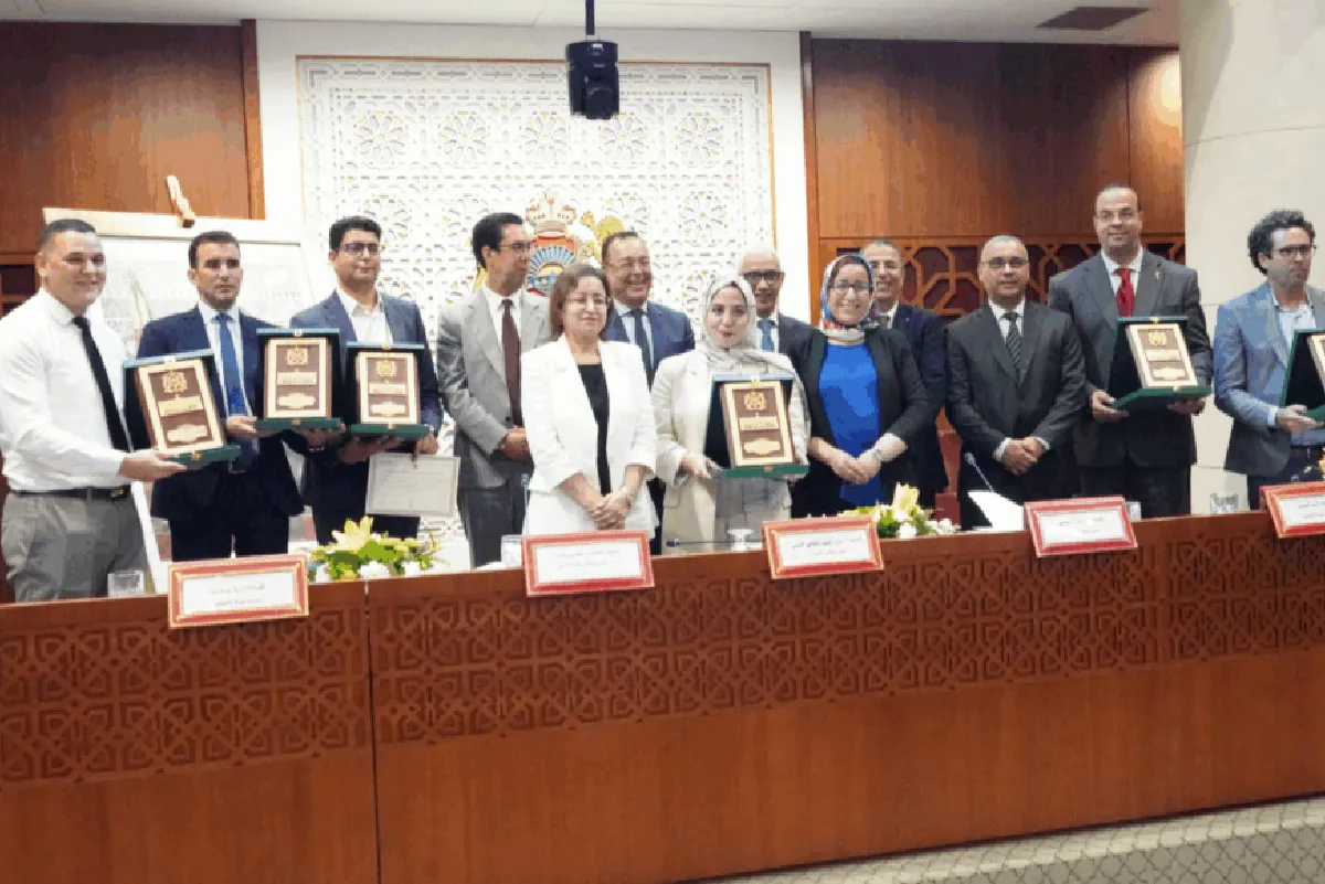 الرباط .. تتويج الفائزين بالجائزة الوطنية للدراسات والأبحاث حول العمل البرلماني