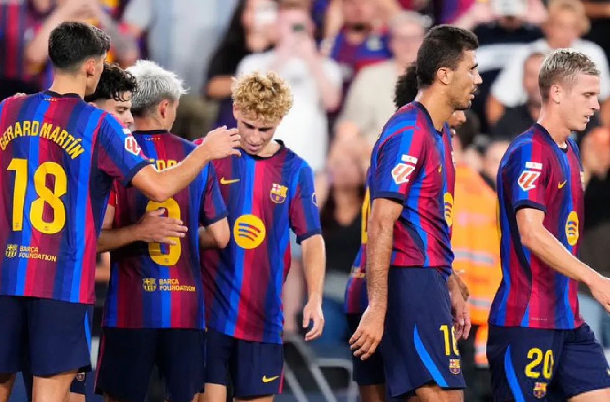 برشلونة يهزم أتلتيك بيلباو ويعتلي صدارة الدوري الإسباني