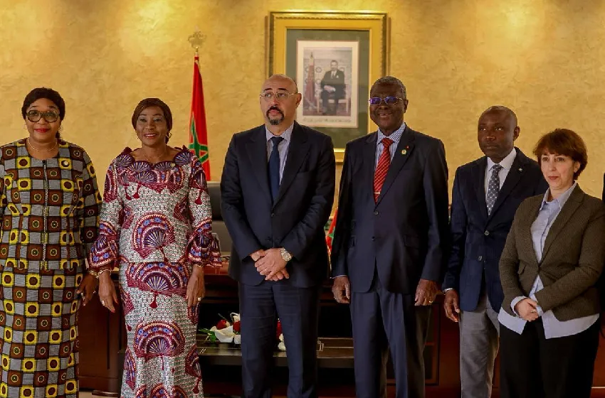 وفد من مجلس الشيوخ الإيفواري يبحث بطنجة سبل تعزيز التعاون اللامركزي والشراكة بين الجماعات الترابية بالبلدين