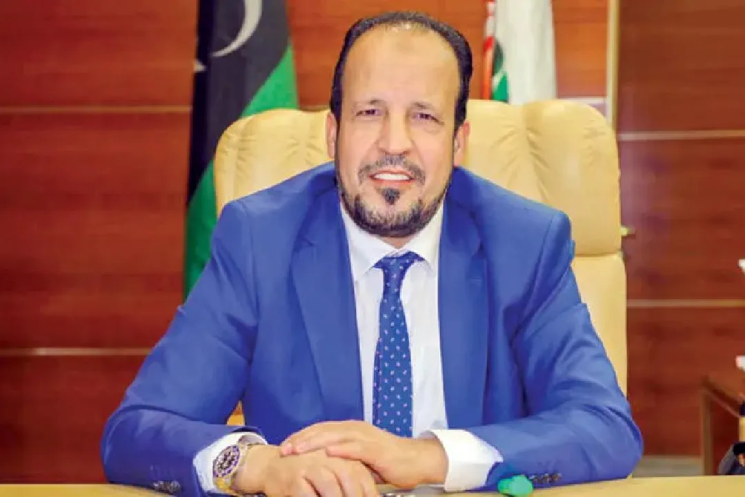 وزير ليبي يدعو الشركات الوطنية والأجنبية إلى الاستثمار في قطاع الصناعة الدوائية في البلاد