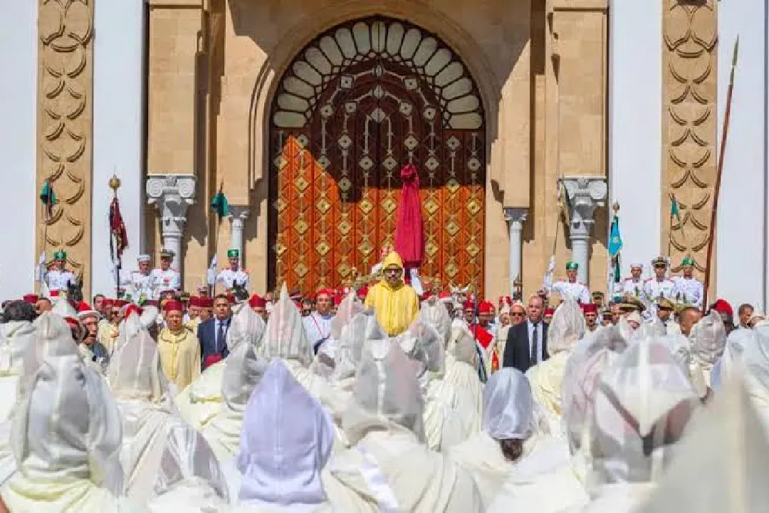 عيد العرش .. أمير المؤمنين جلالة الملك يترأس حفل الولاء بالقصر الملكي بتطوان