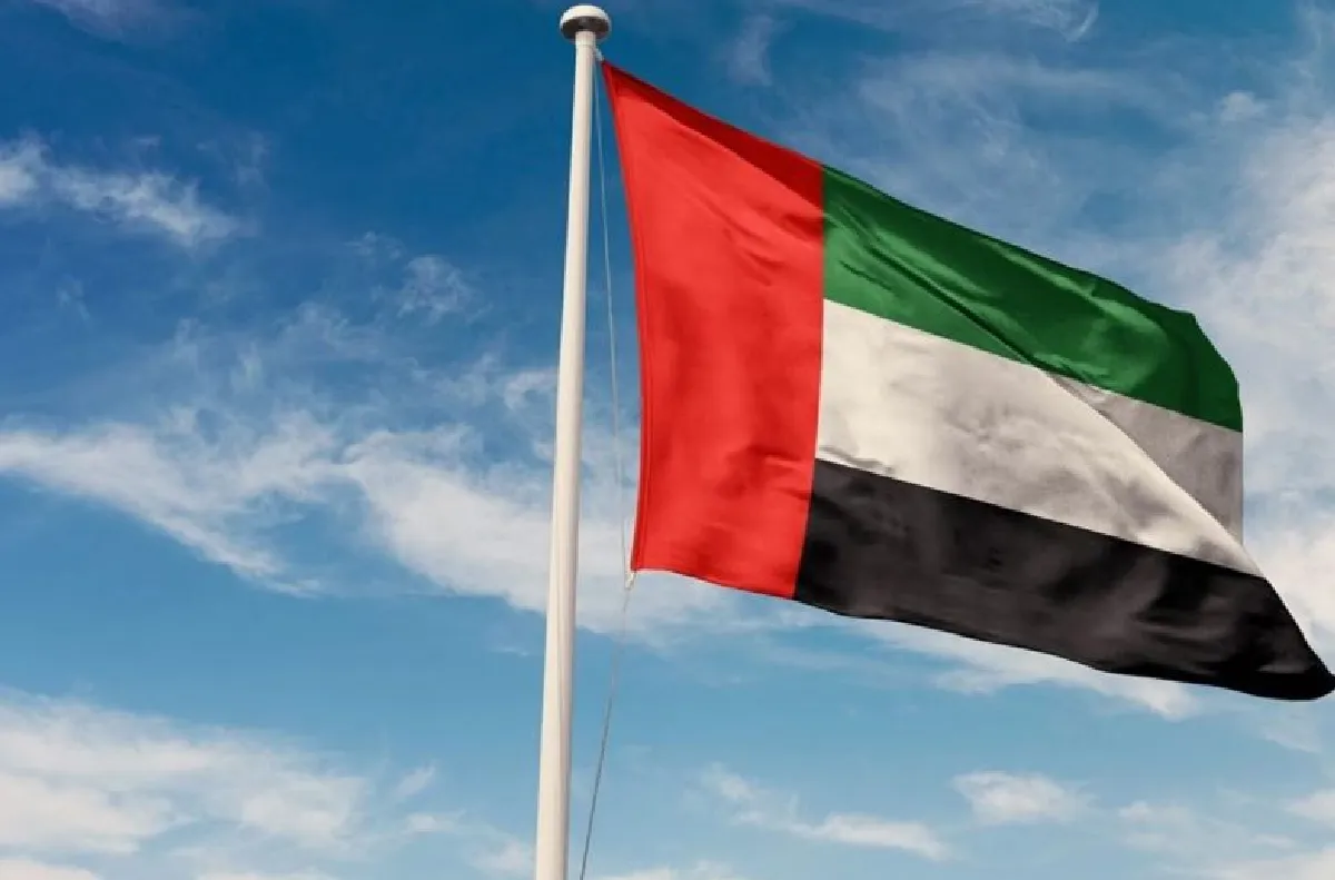 الإمارات.. مؤشرا (سوق أبوظبي) و(سوق دبي) يفتتحان تعاملات الأسبوع على تراجع