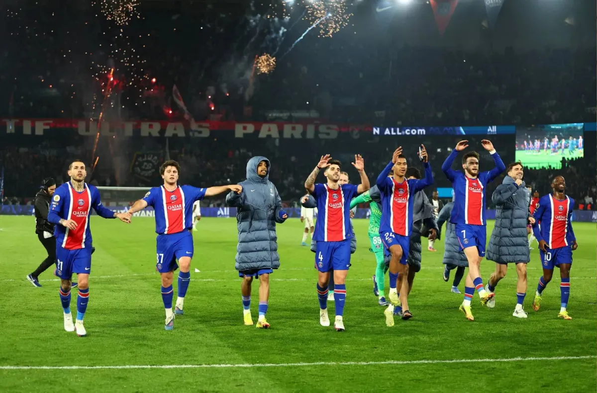 الدوري الفرنسي.. باريس سان جرمان يحقق فوزه الأول هذا الموسم بصعوبة أمام بريست