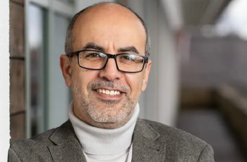 المملكة المتحدة.. تكريم العالم المغربي ميمون عزوز نظير إسهاماته البارزة في مجال العلاج الجيني