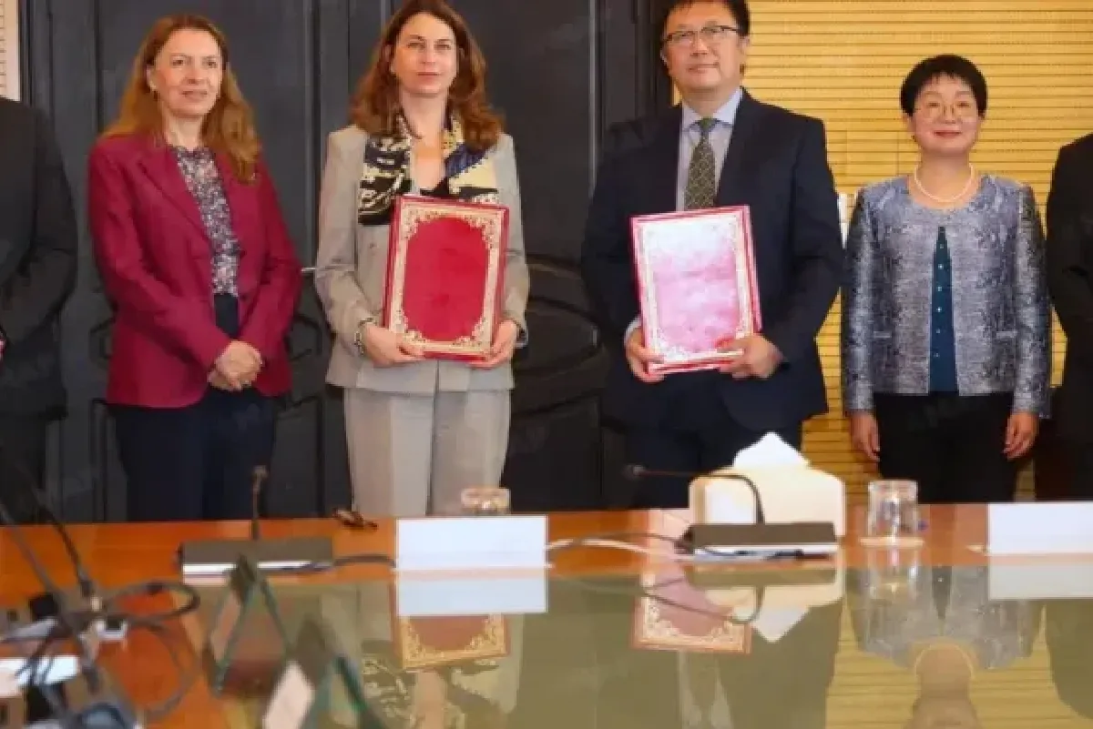 الرباط.. التوقيع على اتفاقية تعاون لإحداث مركز للأبحاث الصينية-الإفريقية بالمدرسة الوطنية للإدارة