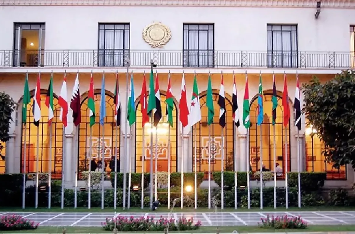 الجامعة العربية تدعو لتعزيز الاستخدام الآمن لمنصات التواصل الاجتماعي والاستفادة من الفرص التي تتيحها البيئة الرقمية