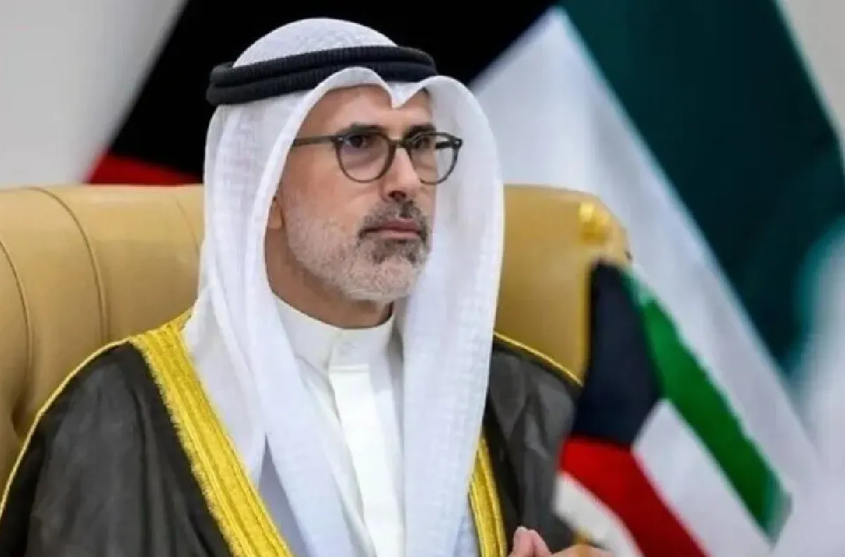 وزير الخارجية الكويتي ونظيره الباكستاني يبحثان آخر المستجدات الإقليمية