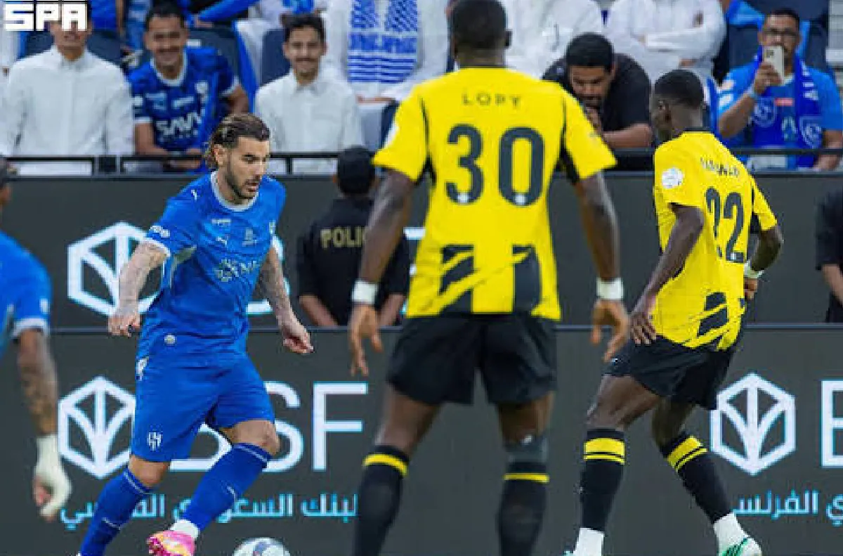 الدوري السعودي للمحترفين: الهلال يتغلب على الاتحاد بثلاثة أهداف لهدفين في قمة الجولة الثامنة