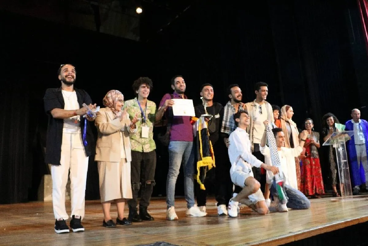 المهرجان الدولي للمسرح الجامعي للدار البيضاء يرسخ مكانته كأحد أبرز المواعيد المسرحية على الصعيدين الوطني والدولي (منظمون)