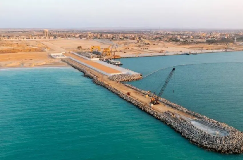 مصر.. إغلاق ميناء العريش البحري بسبب سوء الأحوال الجوية