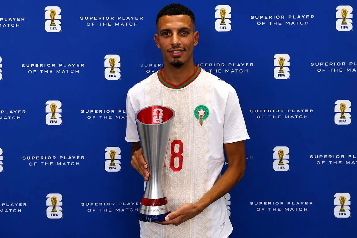 مونديال 2026..تتويج النجم المغربي عز الدين أوناحي بجائزة" أفضل لاعب" في مباراة المغرب ضد كندا