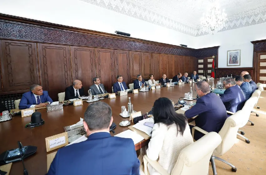 الحوار الاجتماعي.. الزيادة في الأجور وتحسين القدرة الشرائية للمواطنين على رأس مطالب المركزيات النقابية