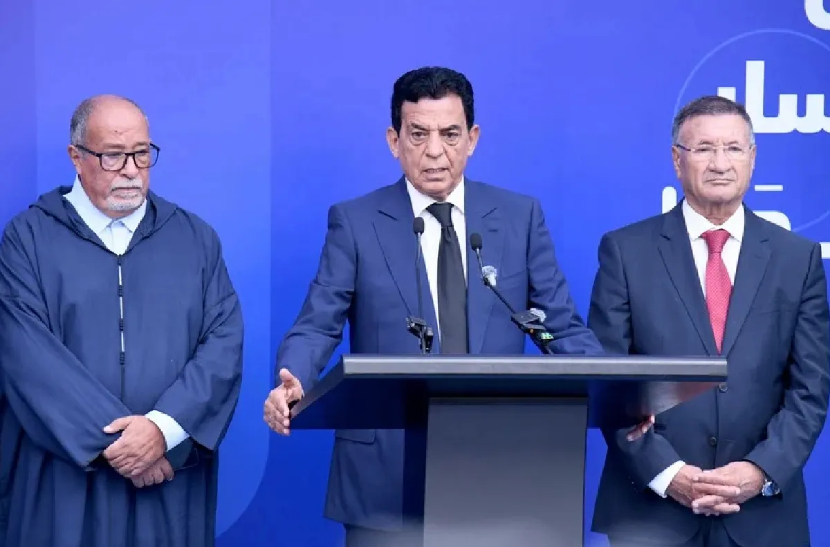 مشاورات تشكيل الحكومة.. المكتب السياسي لحزب الاتحاد الدستوري يقرر بالإجماع تفويض الأمين العام قيادة المشاورات مع رئيسة الحكومة المعينة