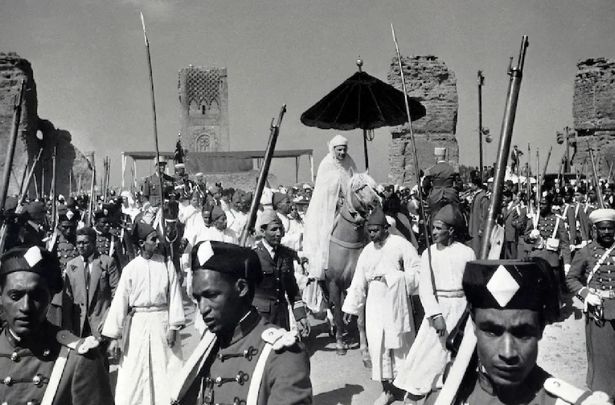الشعب المغربي يخلد الذكرى ال 71 لانطلاق العمليات الأولى لجيش التحرير بالأقاليم الشمالية للمملكة