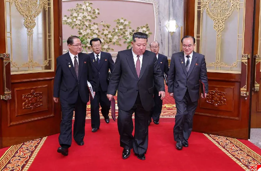 إعادة انتخاب كيم جونغ أون رئيسا لشؤون الدولة في كوريا الشمالية