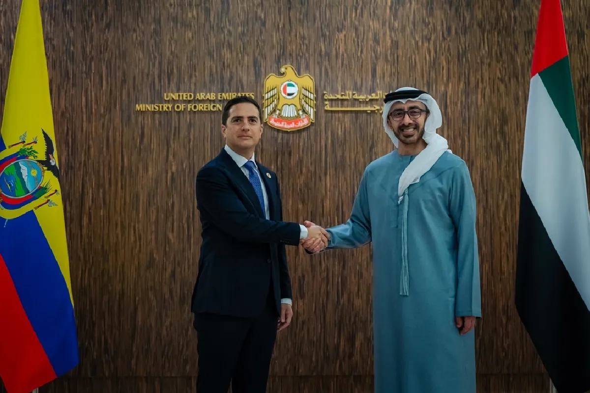 وزيرا خارجية الإمارات والإكوادور يبحثان التعاون المشترك والتطورات في المنطقة