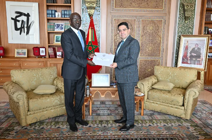 السيد بوريطة يستقبل نظيره الموريتاني حاملا رسالة إلى جلالة الملك من الرئيس الموريتاني