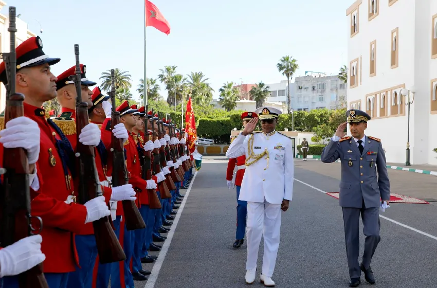 المفتش العام للقوات المسلحة الملكية يتباحث مع رئيس أركان قوات الدفاع الكينية