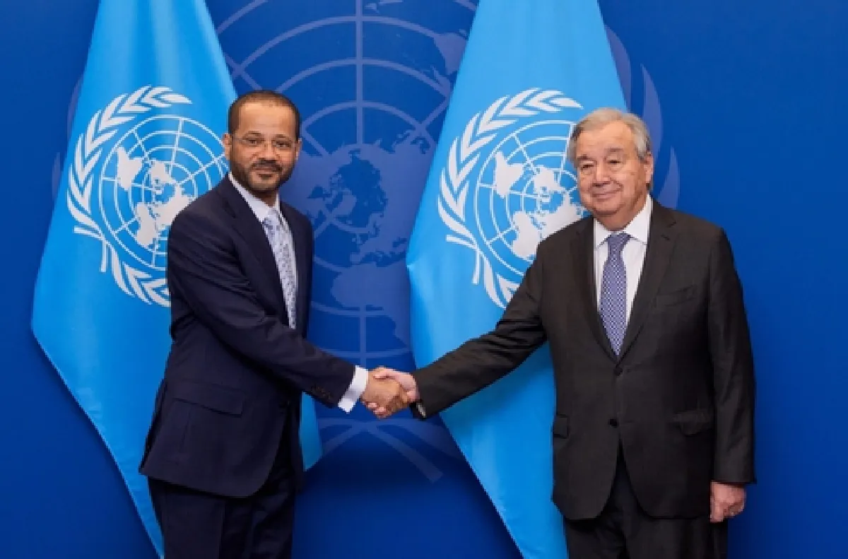 وزير الخارجية العماني يبحث مع الأمين العام للأمم المتحدة جهود خفض التصعيد في المنطقة