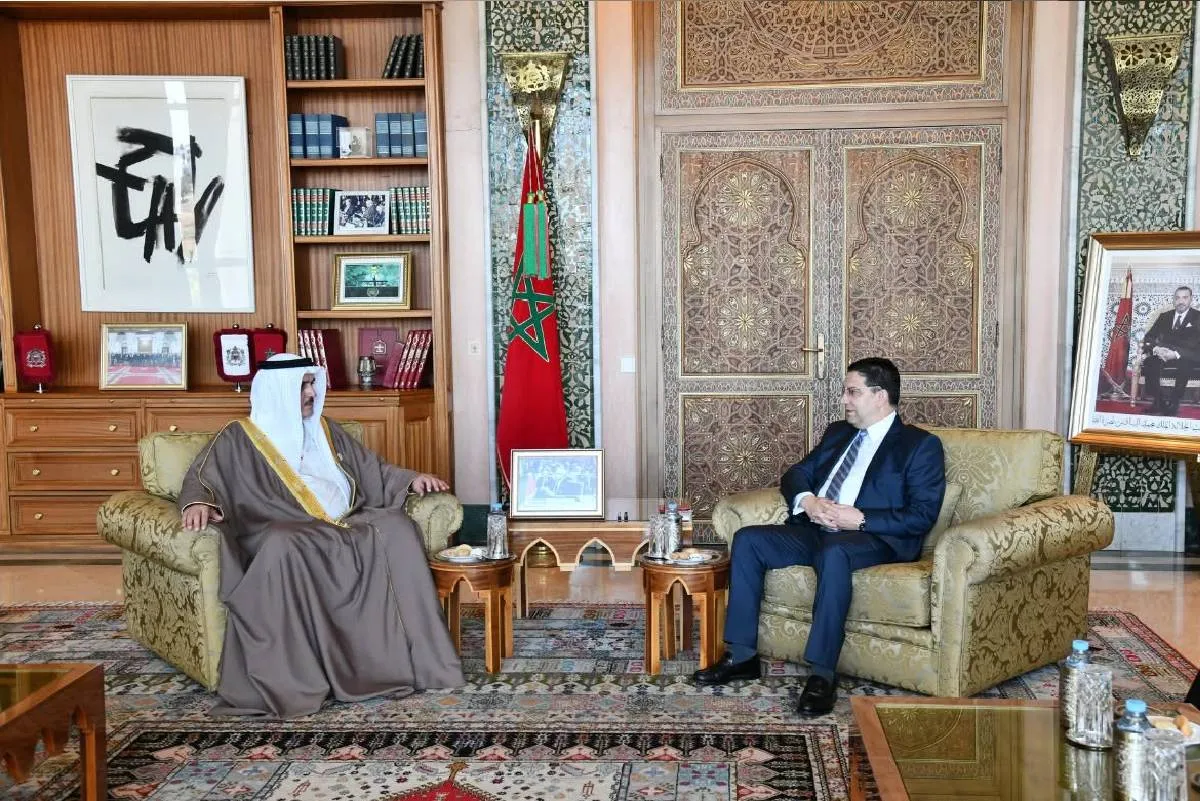 السيد بوريطة يجري بعمان محادثات مع نظيره البحريني