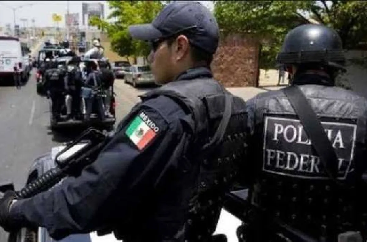 المكسيك.. إصابة سبعة أشخاص في انفجار سيارة مفخخة أمام مركز للشرطة