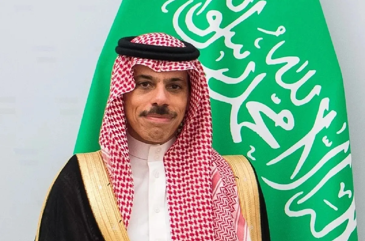 وزير الخارجية السعودي يبحث مع الأمين العام لجامعة الدول العربية مستجدات الأوضاع في المنطقة