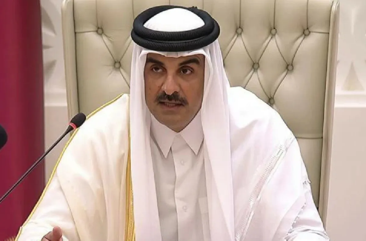أمير قطر يدعو إلى مضاعفة الجهود لتأمين الملاحة في الخليج