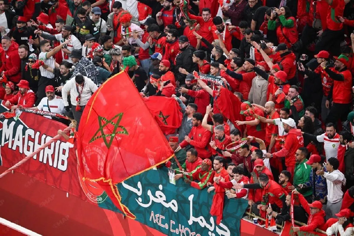 بني ملال.. احتفالات عارمة بتأهل المنتخب المغربي إلى ربع نهائي كأس العالم إثر فوزه على كندا بثلاثية نظيفة