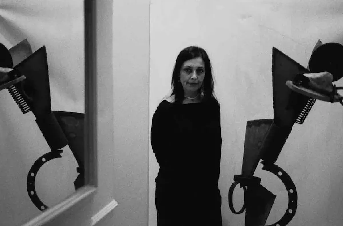 الرباط.. الفنانة عطاف بنجلون تستحضر تحولات المادة في معرضها "Prélude et Fugue"