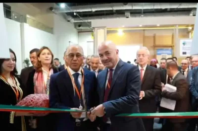 الدورة ال12 للمنتدى الحضري العالمي بالقاهرة .. السيد أديب بن ابراهيم يجري مباحثات مع رئيس لجنة الدولة للتخطيط العمراني والهندسة المعمارية بأذربيجان