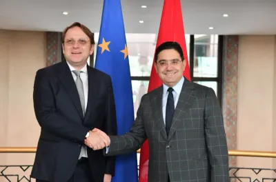 المغرب شريك "موثوق" و"دعامة للاستقرار" في المنطقة (المفوض الأوروبي للجوار)