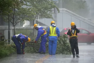 إعصار اليابان يودي بحياة شخصٍ واحدٍ إثر انهيار أرضي