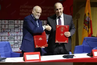 اتفاقية شراكة بين العصبة الوطنية لكرة القدم الاحترافية و"الليغا" للتطوير المستدام لكرة القدم المغربية