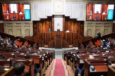 مجلس النواب يصادق بالإجماع على مقترح قانون يتعلق بالنظام الأساسي للوظيفة العمومية