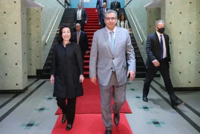 رئيس الحكومة يستقبل الرئيسة المديرة العامة لشركة Oracle (صور)