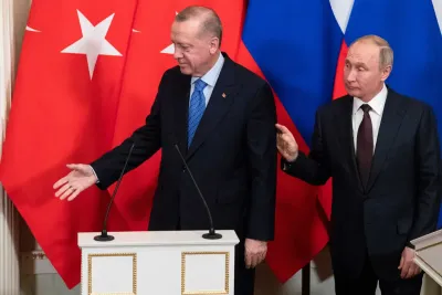 أردوغان يدعو الغرب إلى معالجة مطالب روسيا بشأن صفقة الحبوب