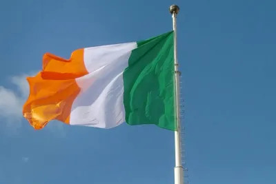 جمعية الصداقة المغربية الإيرلندية ترحب بقرار إسبانيا بخصوص دعم مبادرة الحكم الذاتي