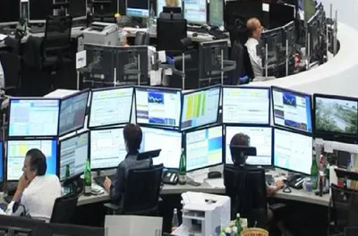 ارتفاع الأسهم الأوروبية بدعم من مكاسب قطاعي البنوك والطاقة