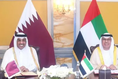 الإمارات وقطر توقعان مذكرة تفاهم لتعزيز التعاون في مجال تنمية الموارد البشرية