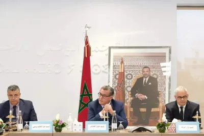 عزم الأغلبية الحكومية على الانكباب على الصعوبات الاجتماعية المستجدة