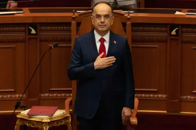 الرئيس الجديد لألبانيا بايرام بيكاج يؤدي اليمين الدستورية